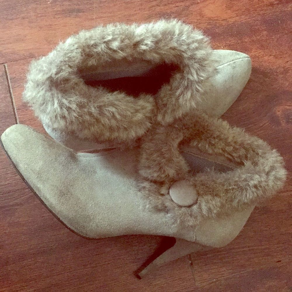 VINTAGE tan suede leather fur boot